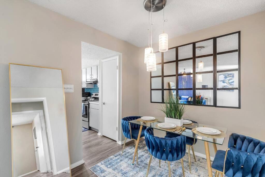 Self Check-In Free Parking Austin Skyline View Apartment Bagian luar foto